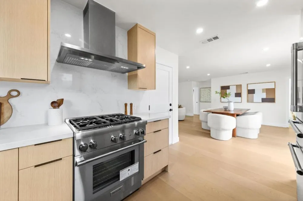 3920 Park Boulevard Palo Alto, CA 94306