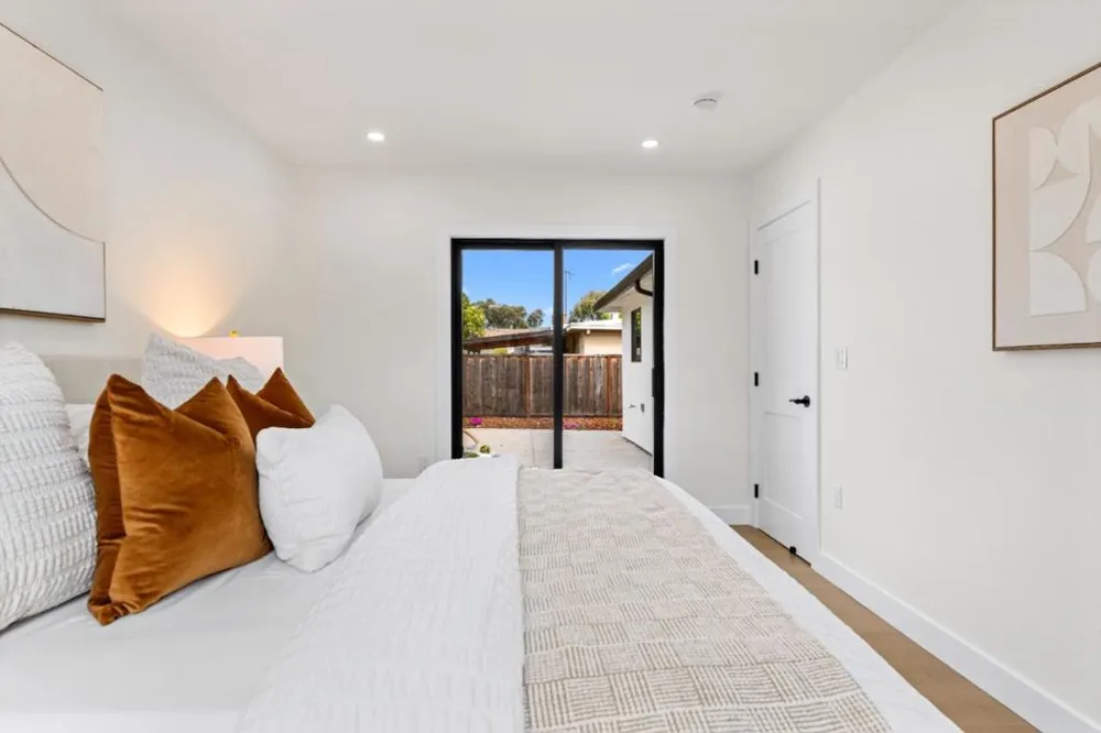 3920 Park Boulevard Palo Alto, CA 94306