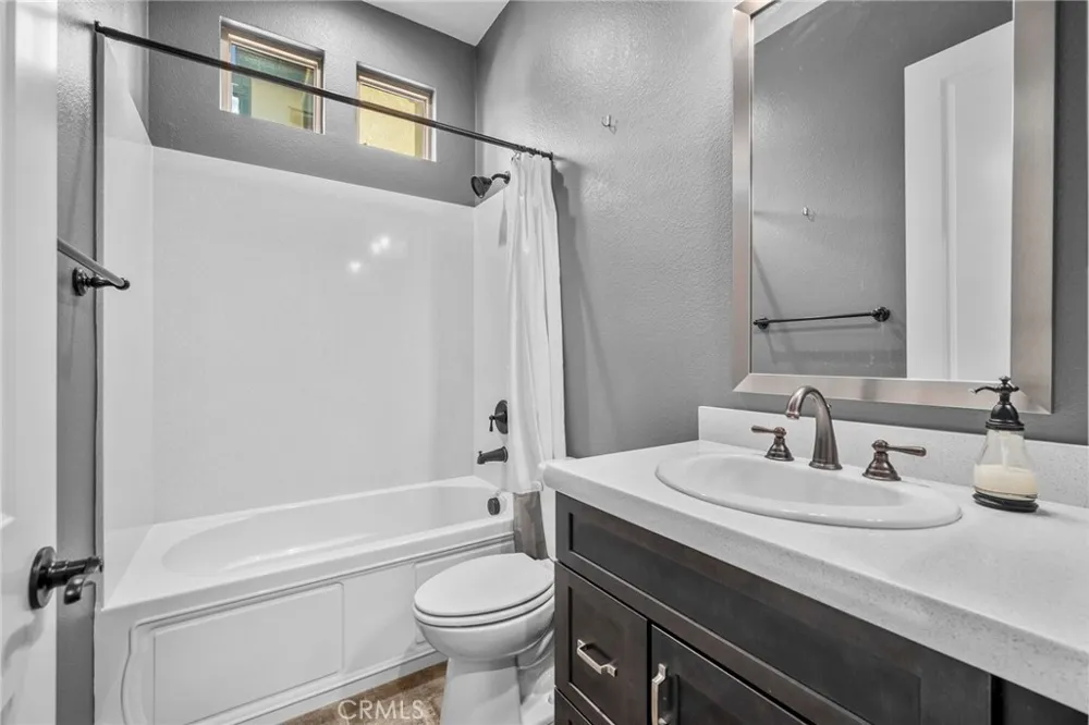 229 Buena Vida Brea, CA 92823