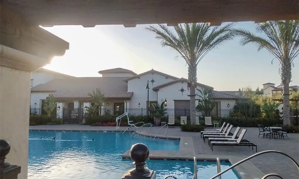 229 Buena Vida Brea, CA 92823