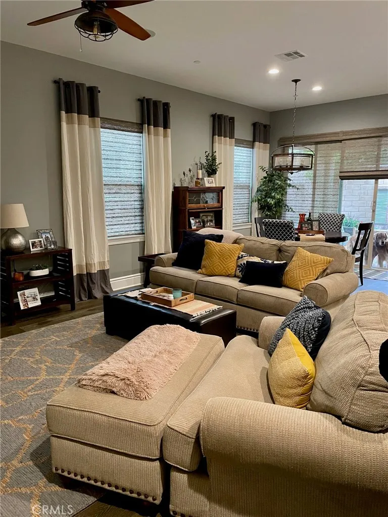 229 Buena Vida Brea, CA 92823