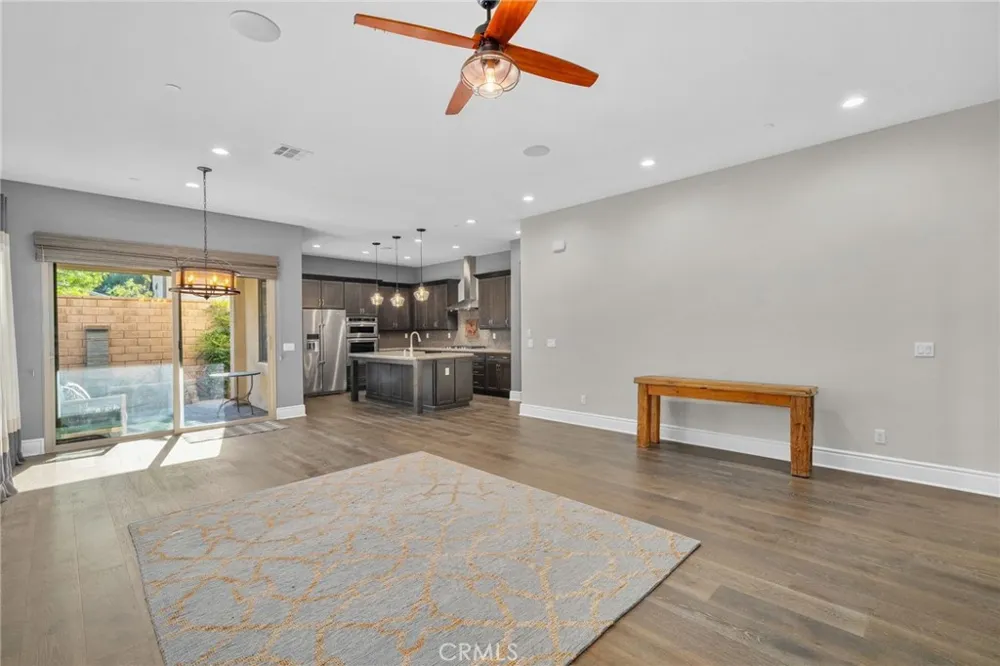 229 Buena Vida Brea, CA 92823