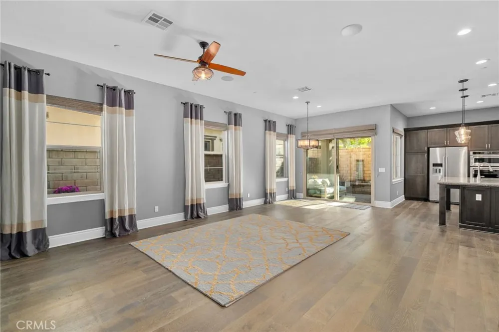 229 Buena Vida Brea, CA 92823