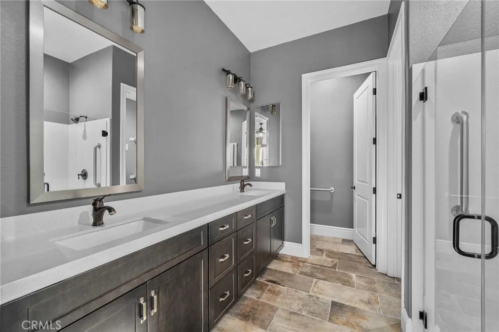 229 Buena Vida Brea, CA 92823