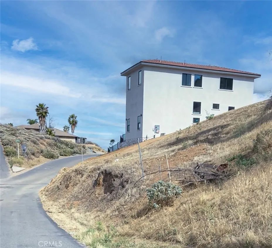 Harvey Riverside, CA 92503