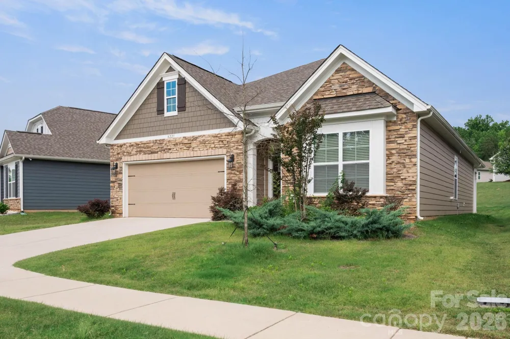 4229 Millstream Road Denver, NC 28037