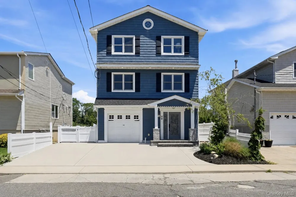 35 Redfield Road Island Park, NY 11558