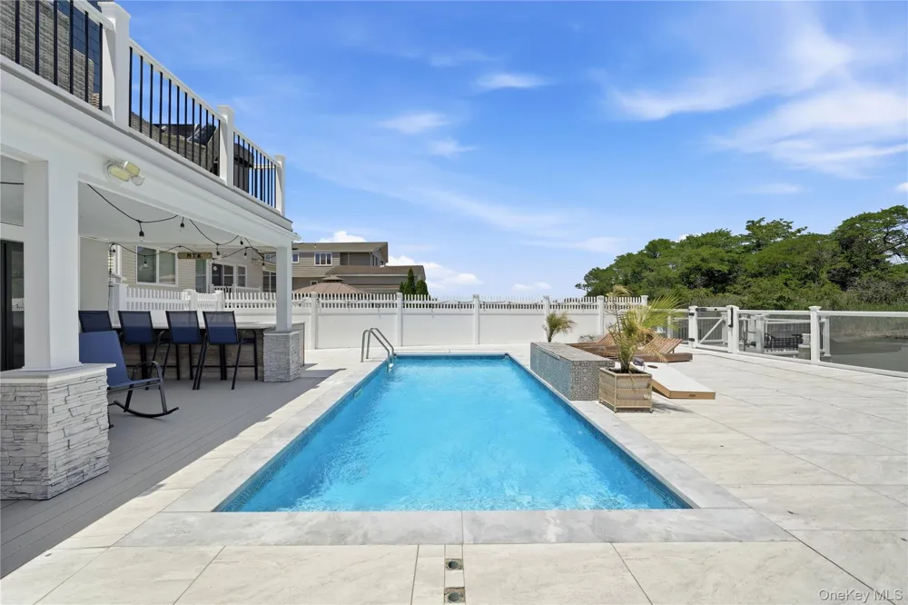 35 Redfield Road Island Park, NY 11558