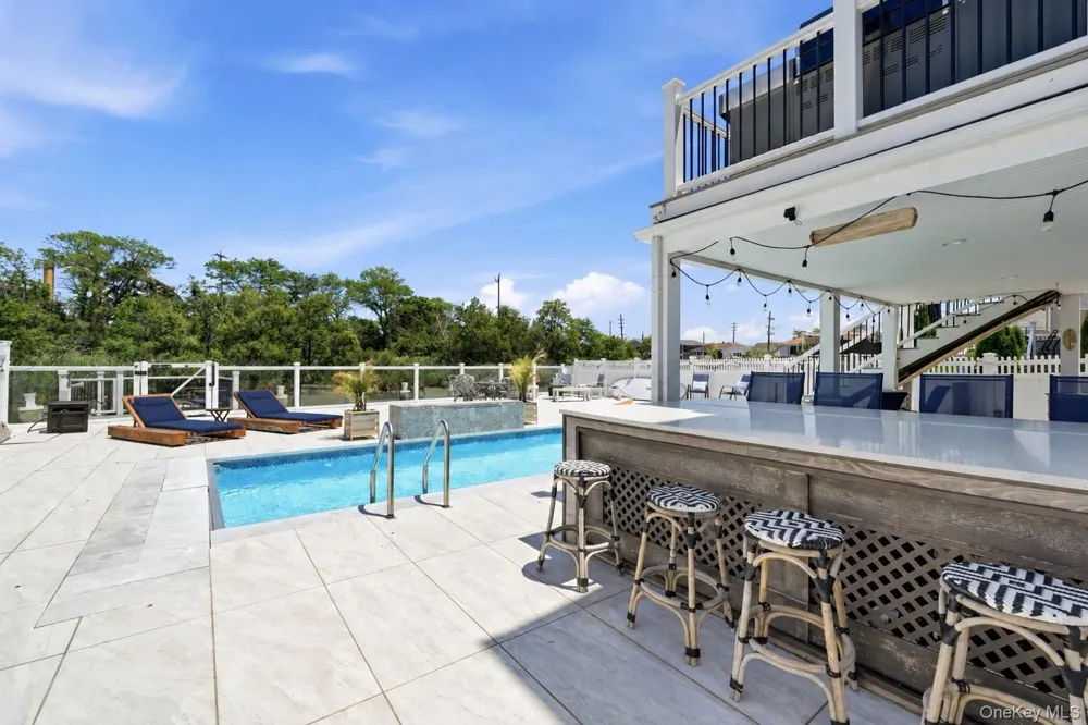 35 Redfield Road Island Park, NY 11558