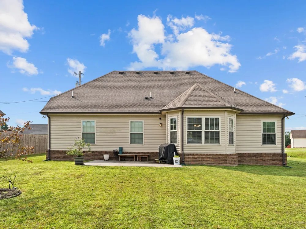 115 Grace Ct Manchester, TN 37355