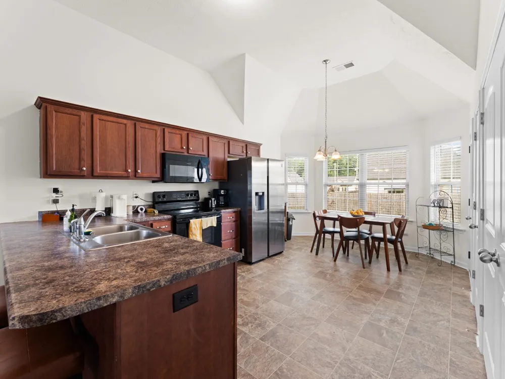 115 Grace Ct Manchester, TN 37355