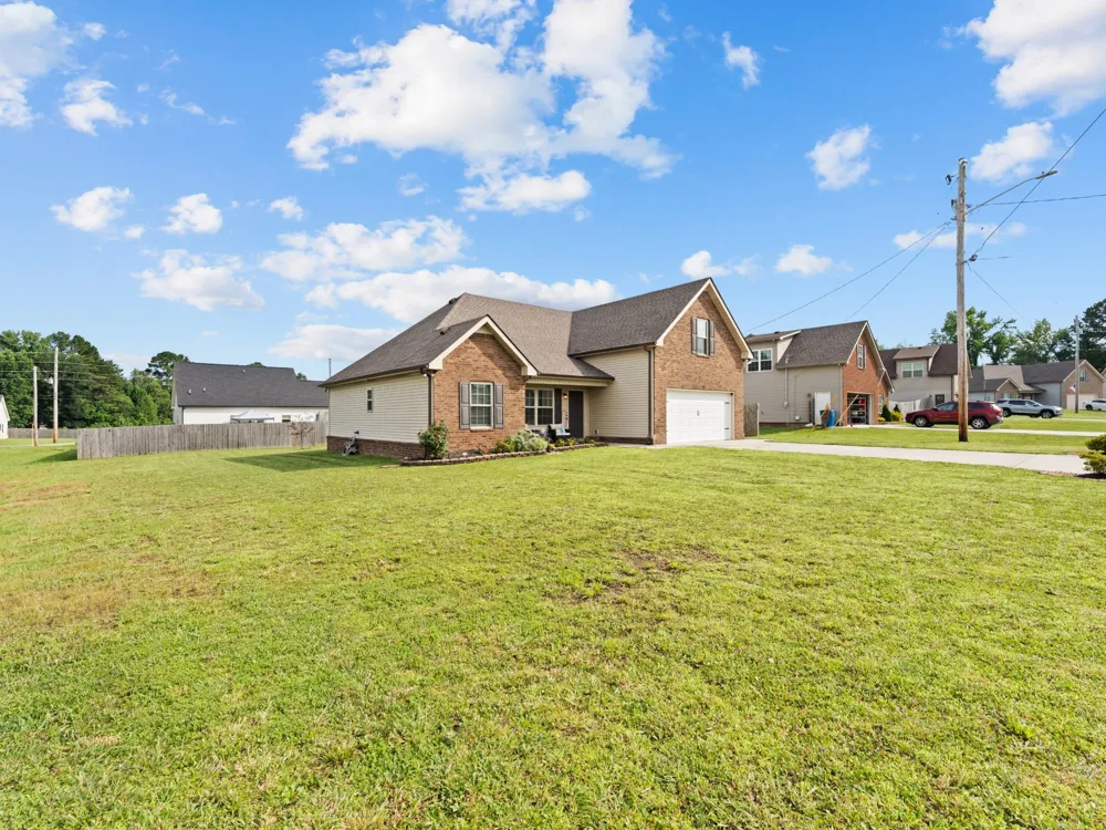 115 Grace Ct Manchester, TN 37355