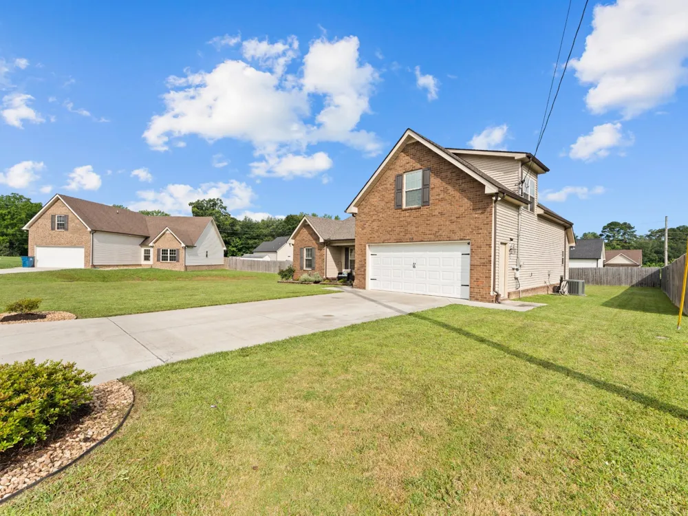 115 Grace Ct Manchester, TN 37355