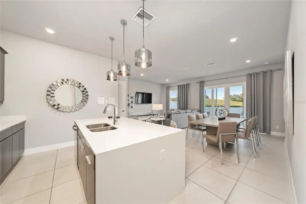 7740 SANDY RIDGE DRIVE #131 Reunion, FL 34747