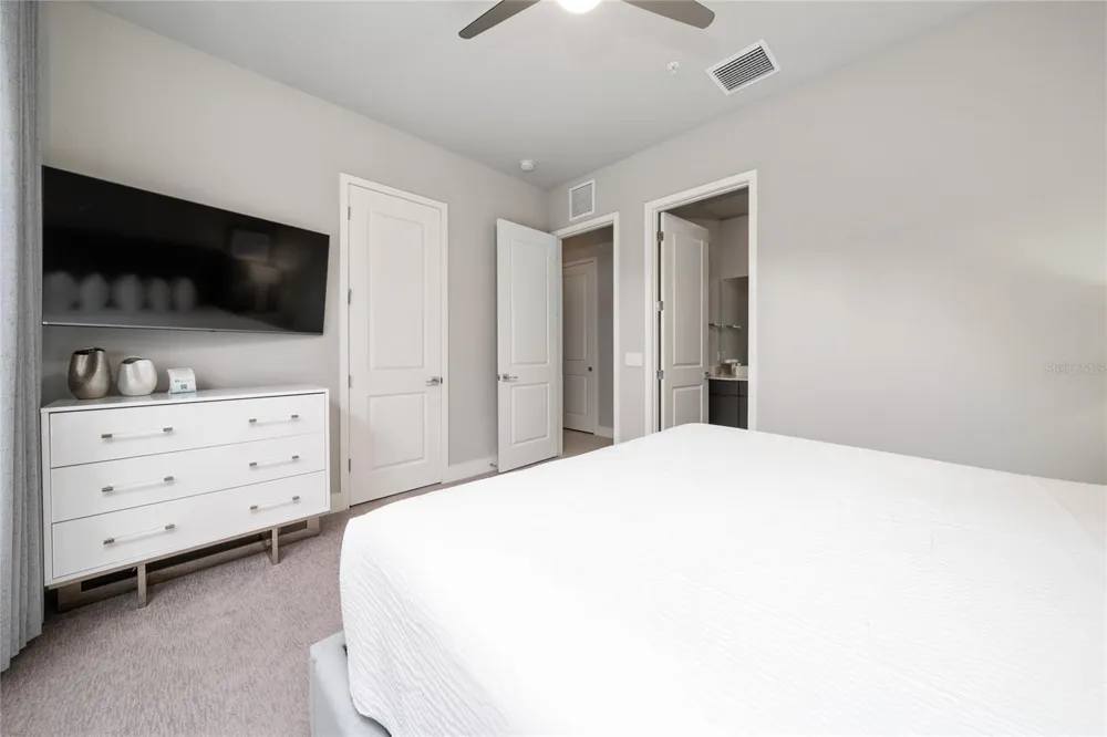 7740 SANDY RIDGE DRIVE #131 Reunion, FL 34747