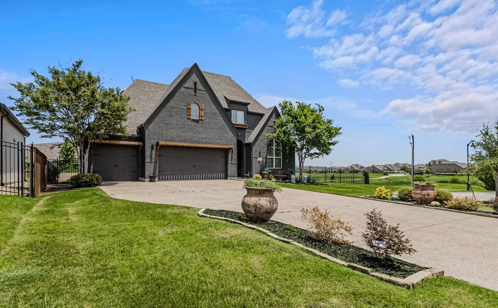 1831 Morning Mist Way Wylie, TX 75098