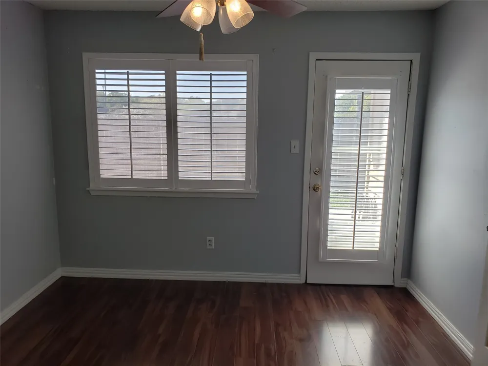 662 Prairie Dell Street Lewisville, TX 75067