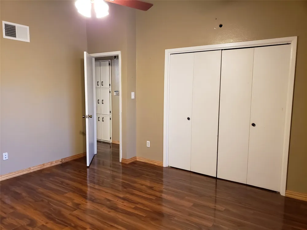 662 Prairie Dell Street Lewisville, TX 75067