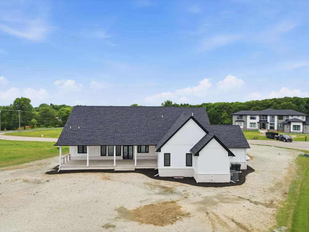 9034 York Crest Drive Saline, MI 48176