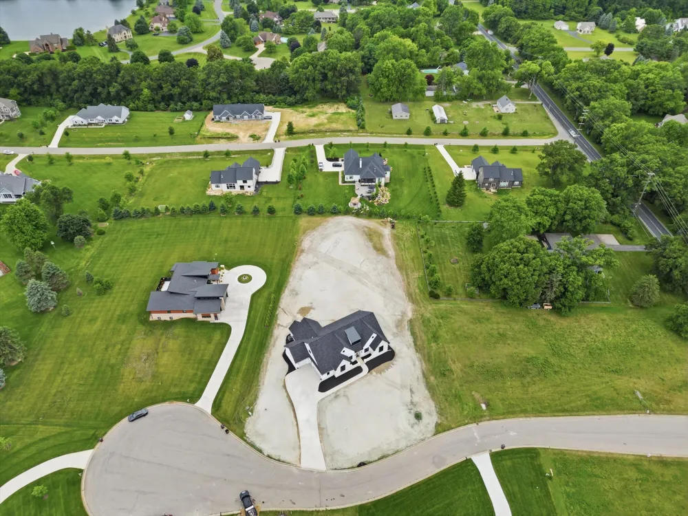 9034 York Crest Drive Saline, MI 48176