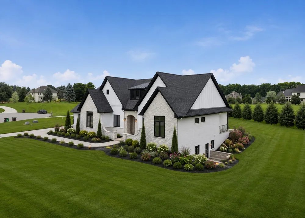 9034 York Crest Drive Saline, MI 48176
