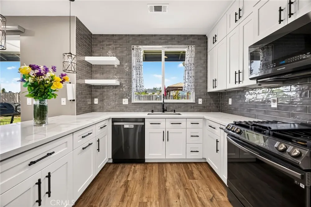 1369 Nunneley Road Paradise, CA 95969