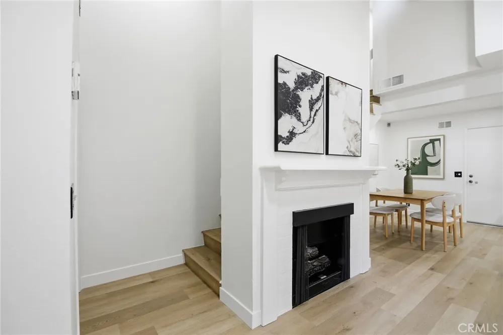 3342 Elm Avenue #26 Long Beach, CA 90807