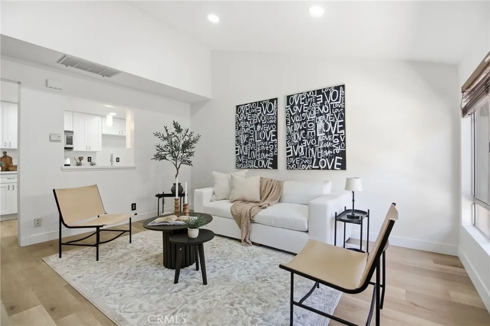 3342 Elm Avenue #26 Long Beach, CA 90807