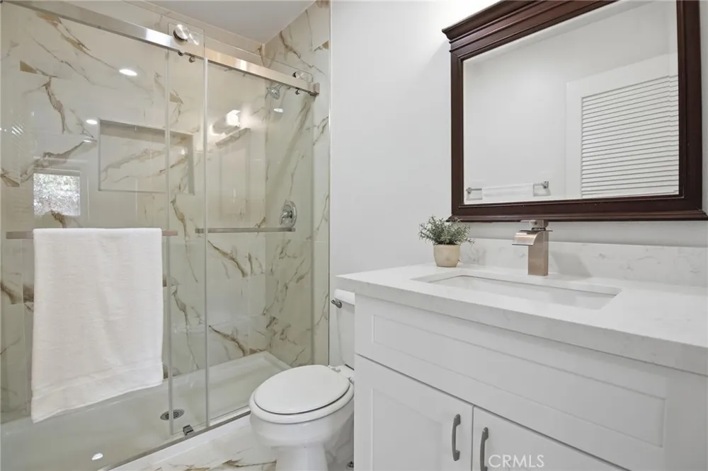 3342 Elm Avenue #26 Long Beach, CA 90807