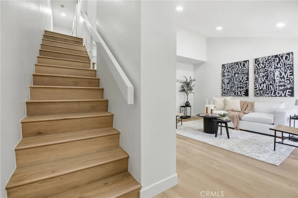 3342 Elm Avenue #26 Long Beach, CA 90807
