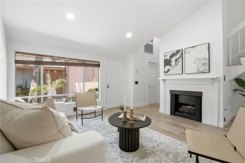 3342 Elm Avenue #26 Long Beach, CA 90807