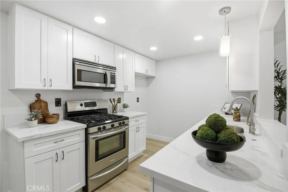 3342 Elm Avenue #26 Long Beach, CA 90807
