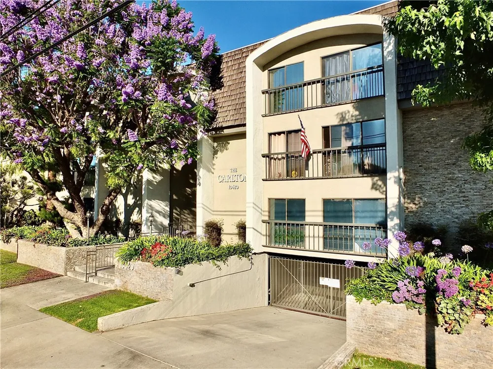 10420 Downey #203 Downey, CA 90241