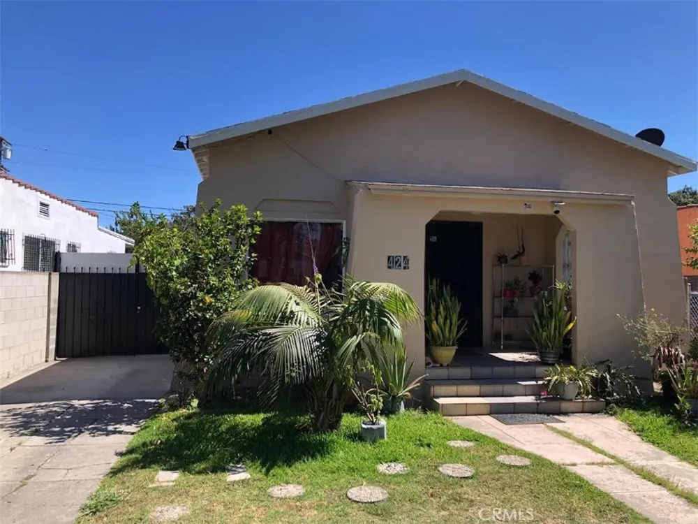 424 E 91st Street Los Angeles, CA 90003