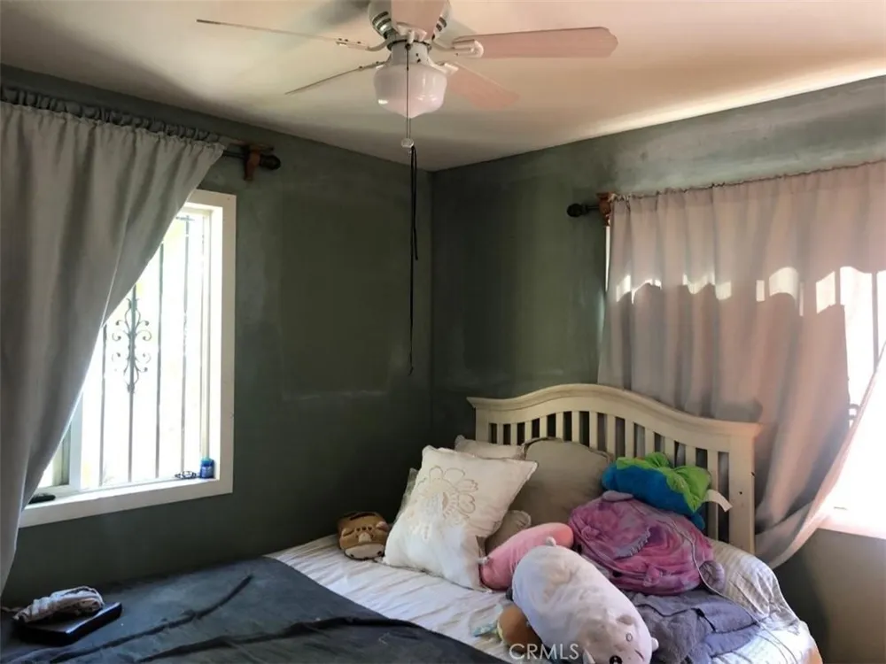 424 E 91st Street Los Angeles, CA 90003