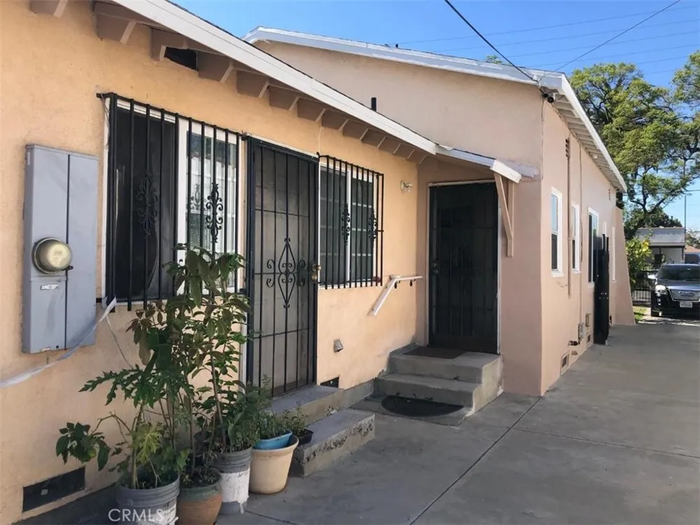424 E 91st Street Los Angeles, CA 90003
