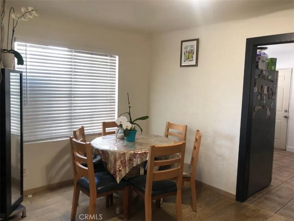 424 E 91st Street Los Angeles, CA 90003