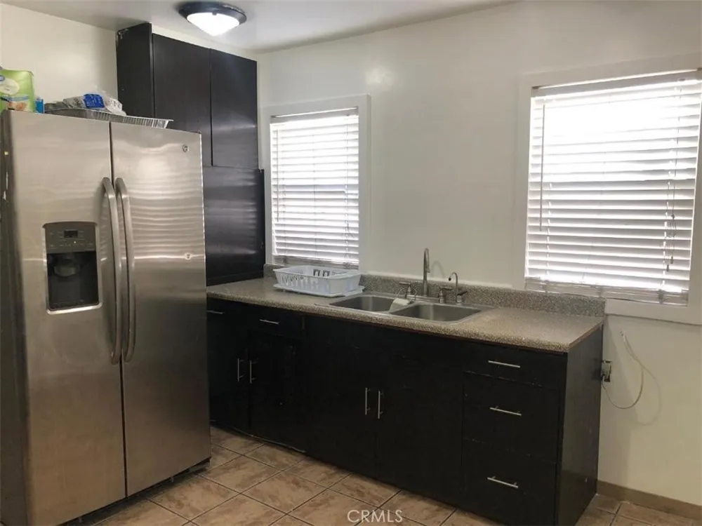 424 E 91st Street Los Angeles, CA 90003
