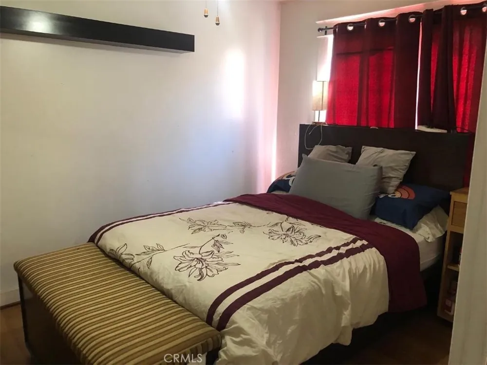 424 E 91st Street Los Angeles, CA 90003