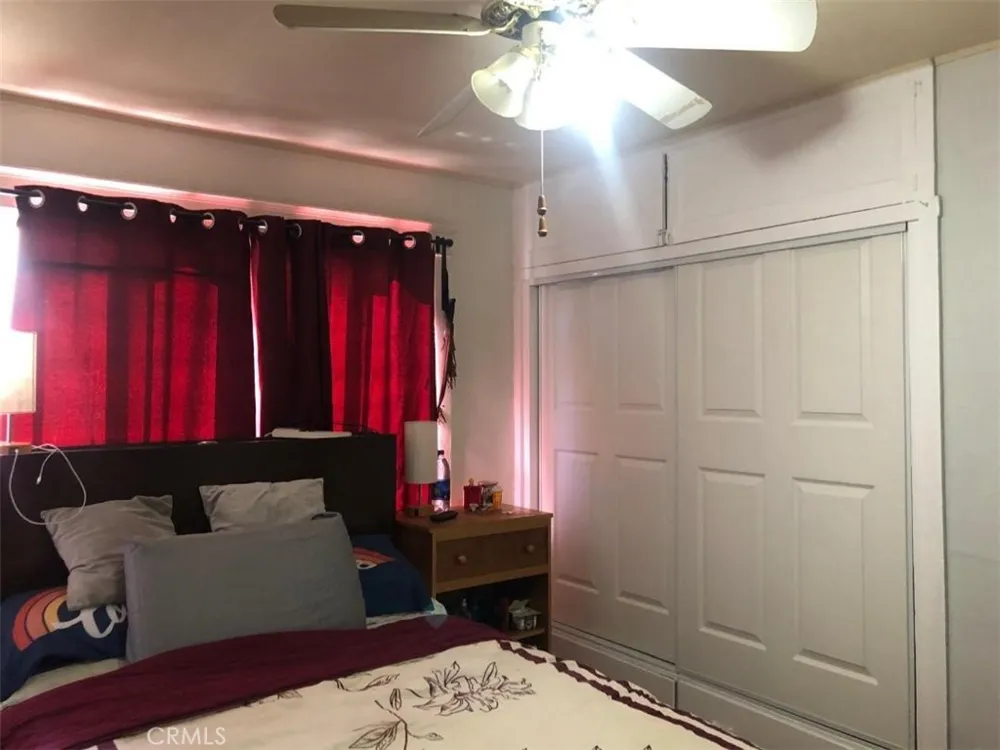 424 E 91st Street Los Angeles, CA 90003