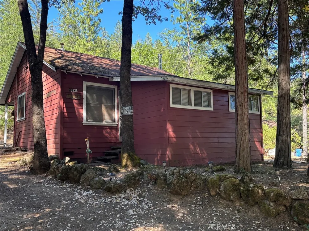 10736 Fishery Springs Road Loch Lomond, CA 95461