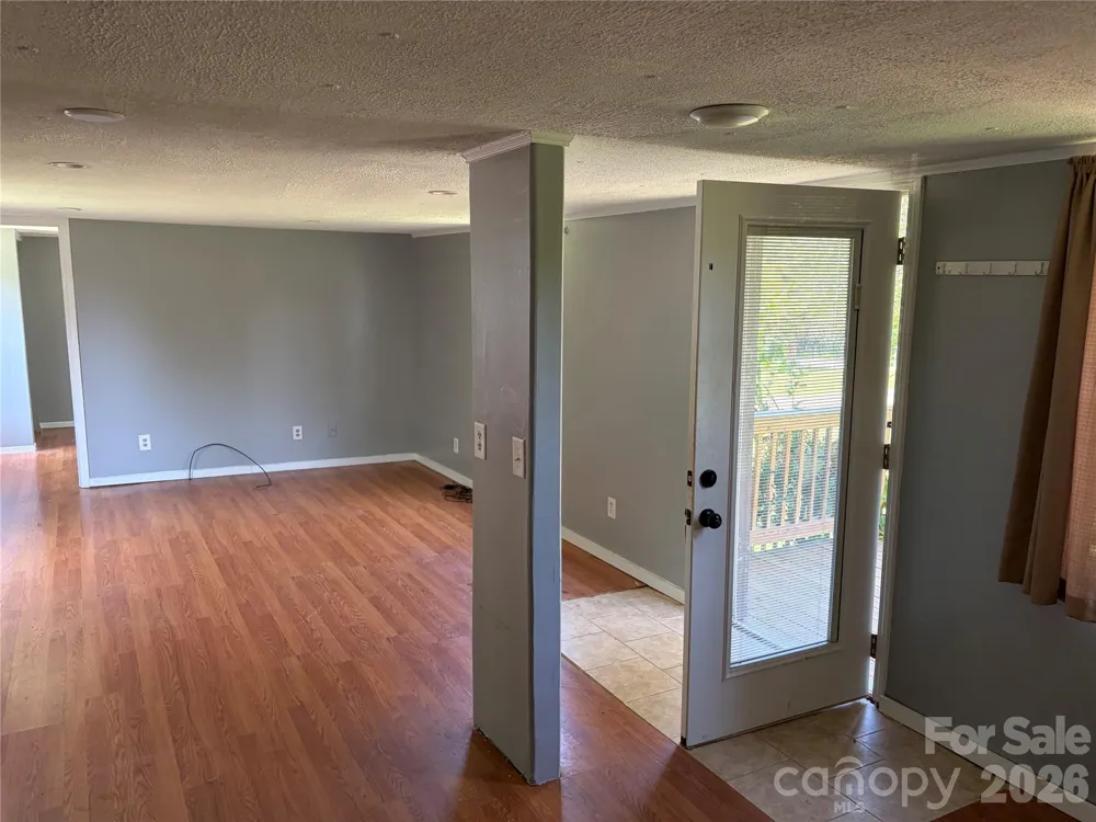 5027 Lineberger Loop Road Denver, NC 28037