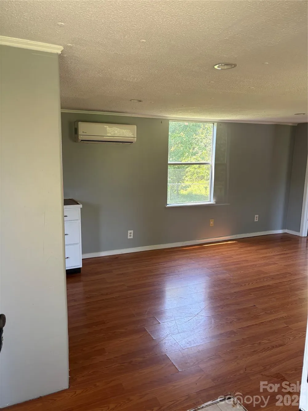 5027 Lineberger Loop Road Denver, NC 28037