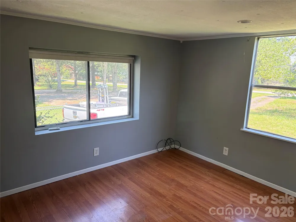 5027 Lineberger Loop Road Denver, NC 28037