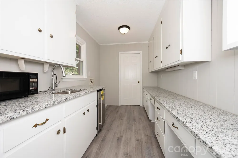 107 Coram Avenue Boonville, NC 27011