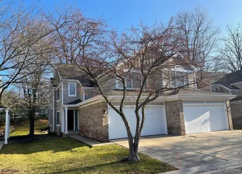 2445 Mulberry Court