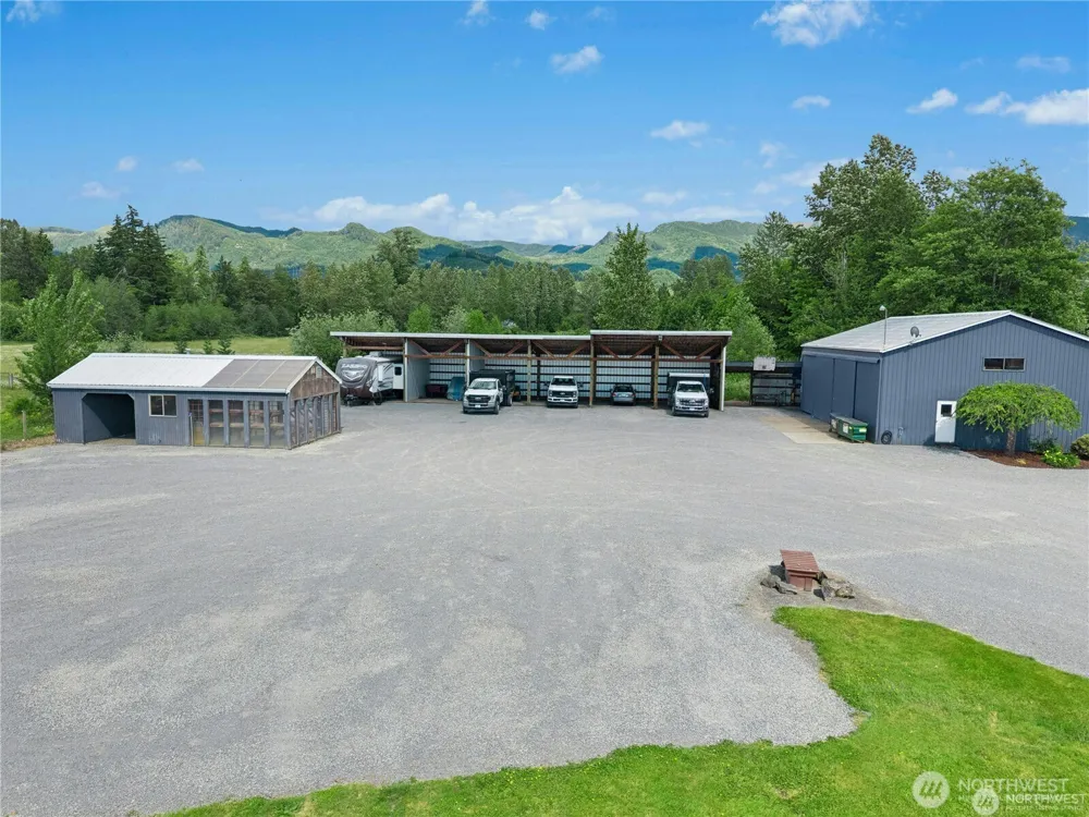 720079066 292nd Way SE Enumclaw, WA 98022
