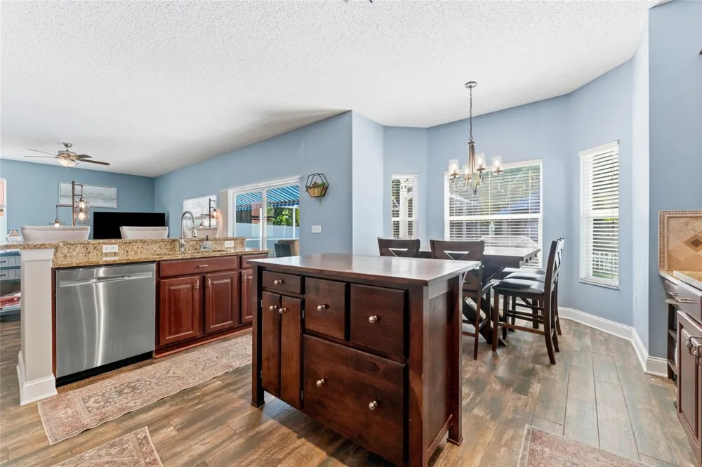 15629 EASTBOURN DRIVE Odessa, FL 33556