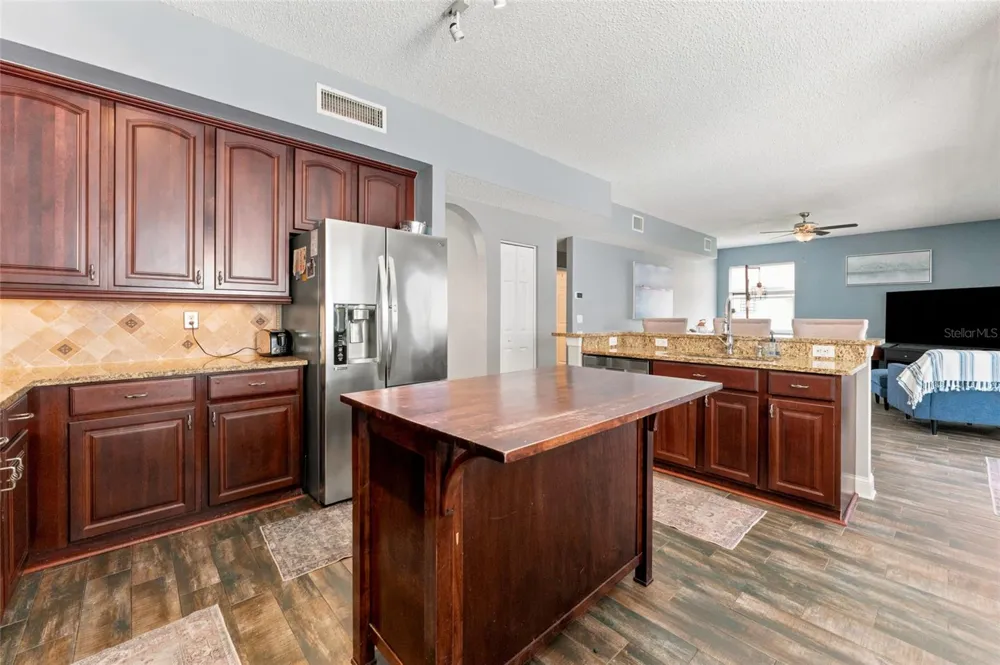 15629 EASTBOURN DRIVE Odessa, FL 33556