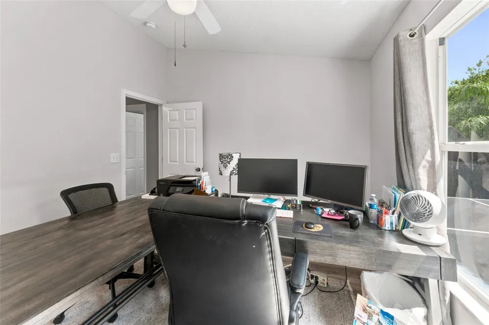 15629 EASTBOURN DRIVE Odessa, FL 33556